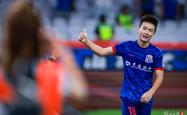包含申花再度上演帽子戏法，巴萨后防线成筛子！的词条
